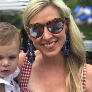 Meet your Posher, Sally